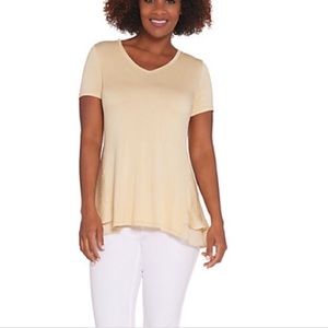 LOGO by Lori Goldstein yellow shortsleeved top